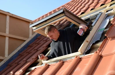 Pose de fenêtres de toit Velux à Uhlwiller